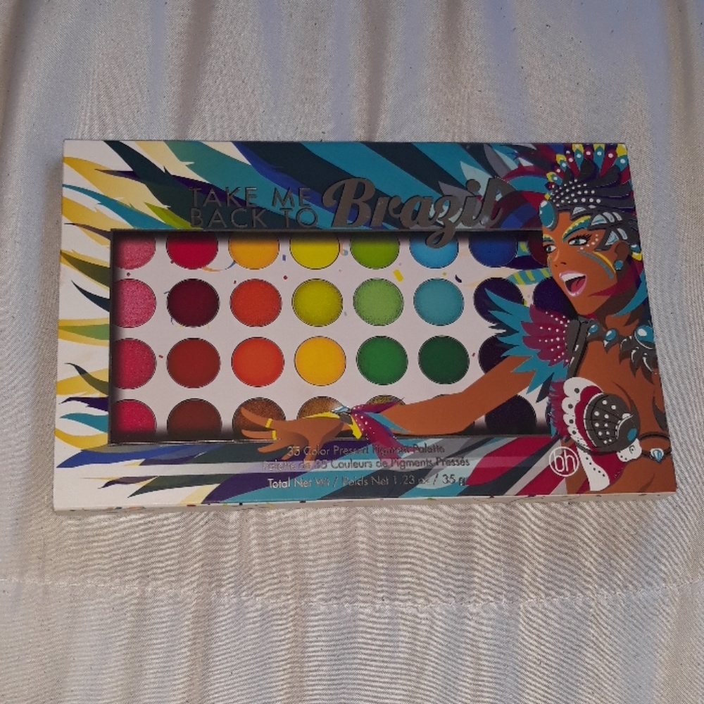 Take me back to Brazil makeup pallet